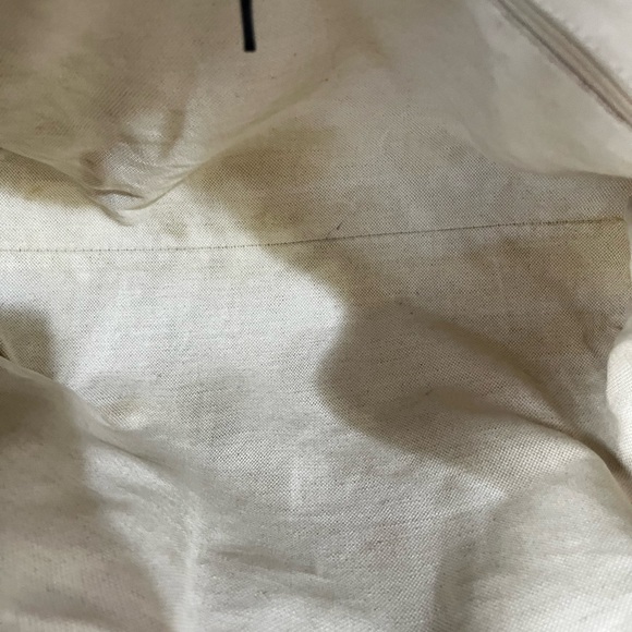 Authentic Gucci Silver Sukey Tote - Picture 8 of 15
